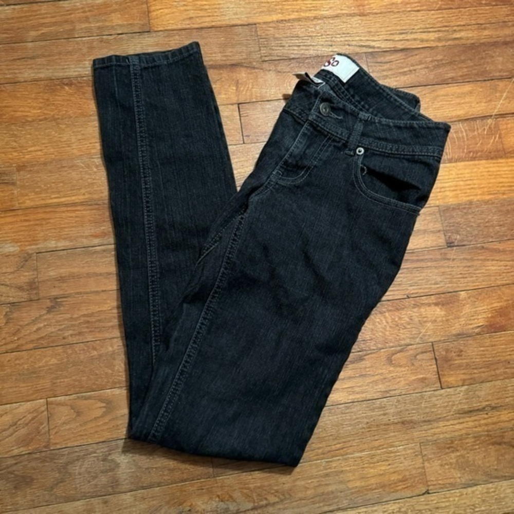 So juniors navy blue jeans